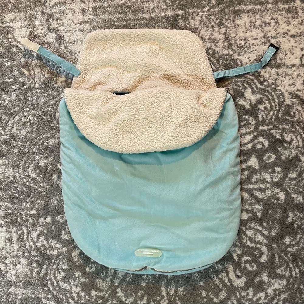 2 for 30✨JJ Cole Collections Bundleme Carseat Cover